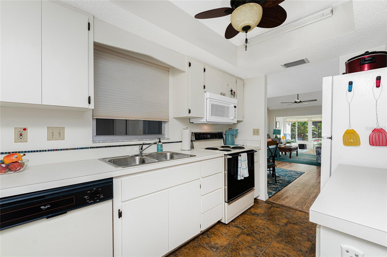 VILLAGE AT WILDFLOWER - Residential