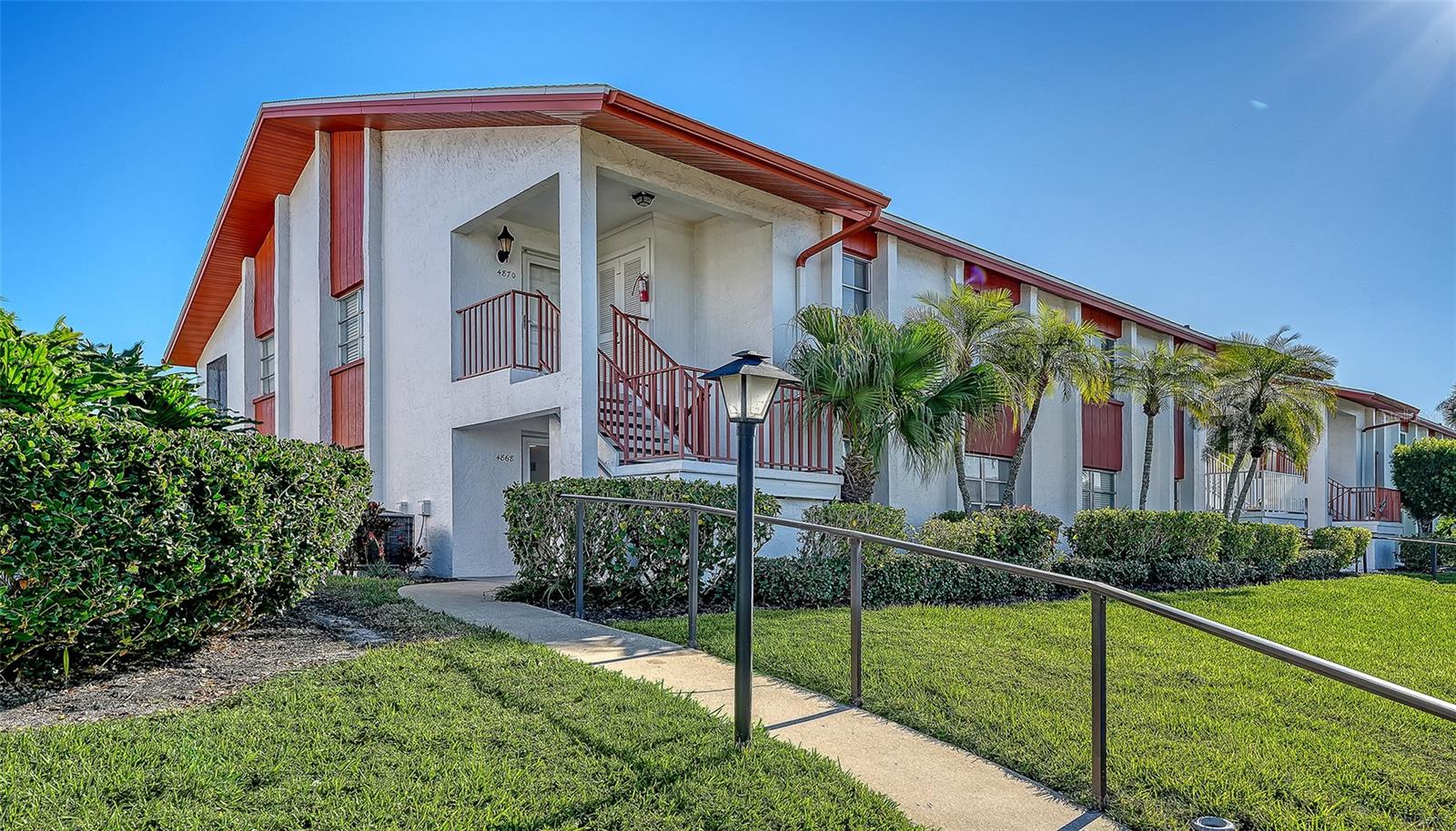 4868 INDEPENDENCE DRIVE