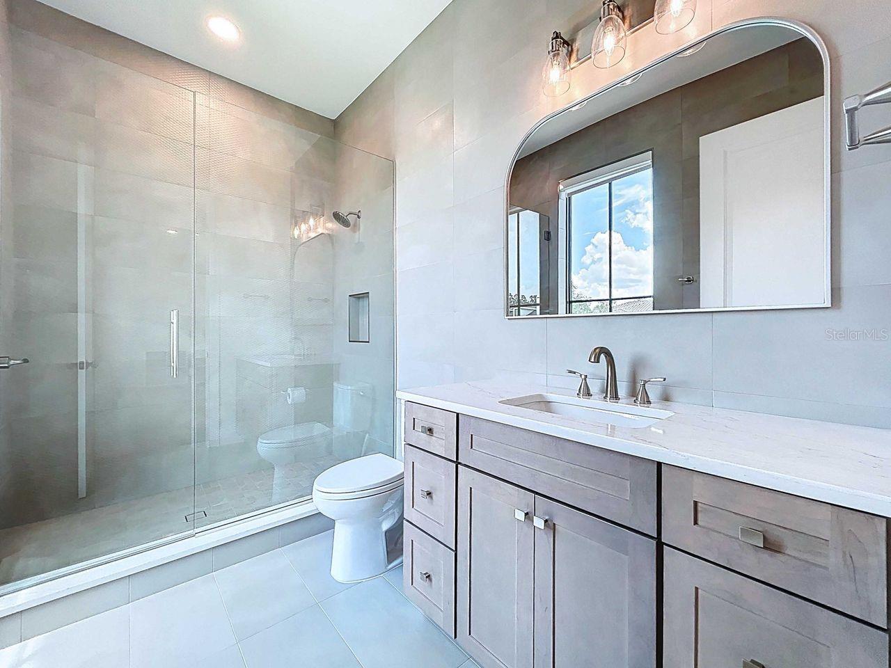 SUNSET PARK - Residential