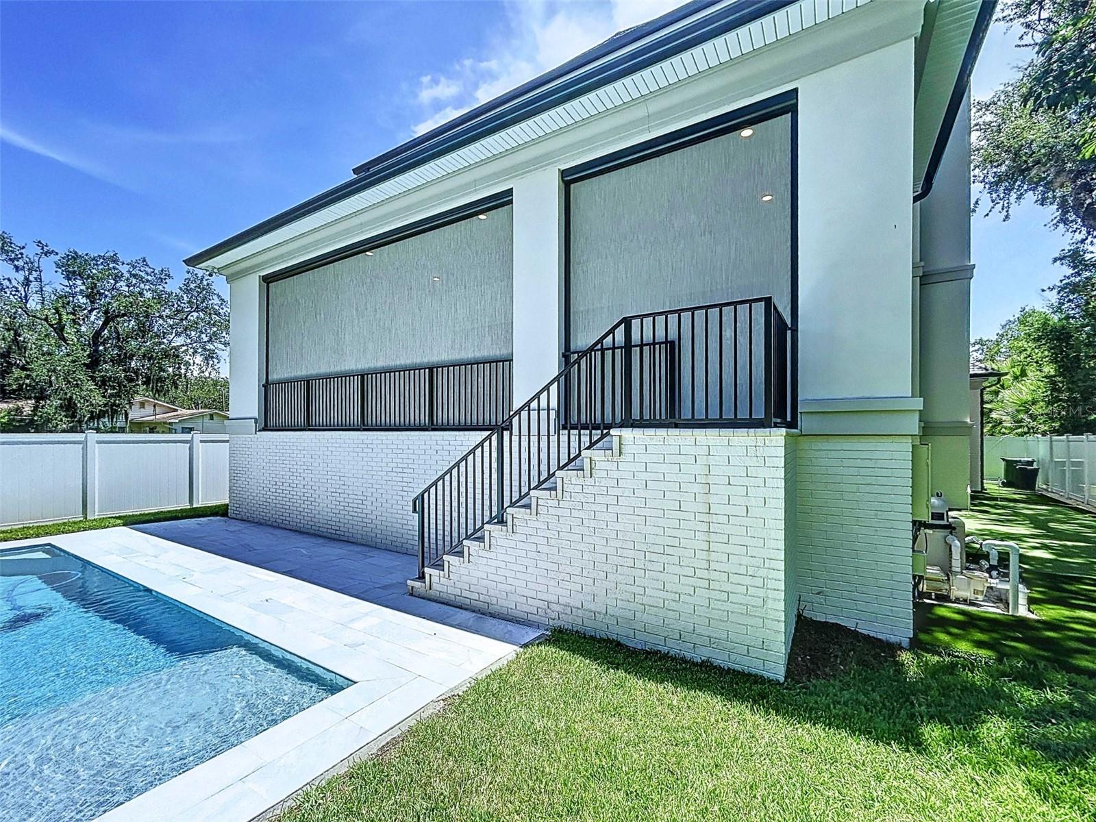 SUNSET PARK - Residential