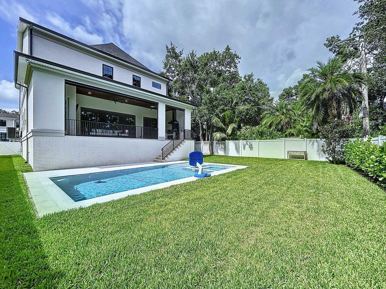 SUNSET PARK - Residential