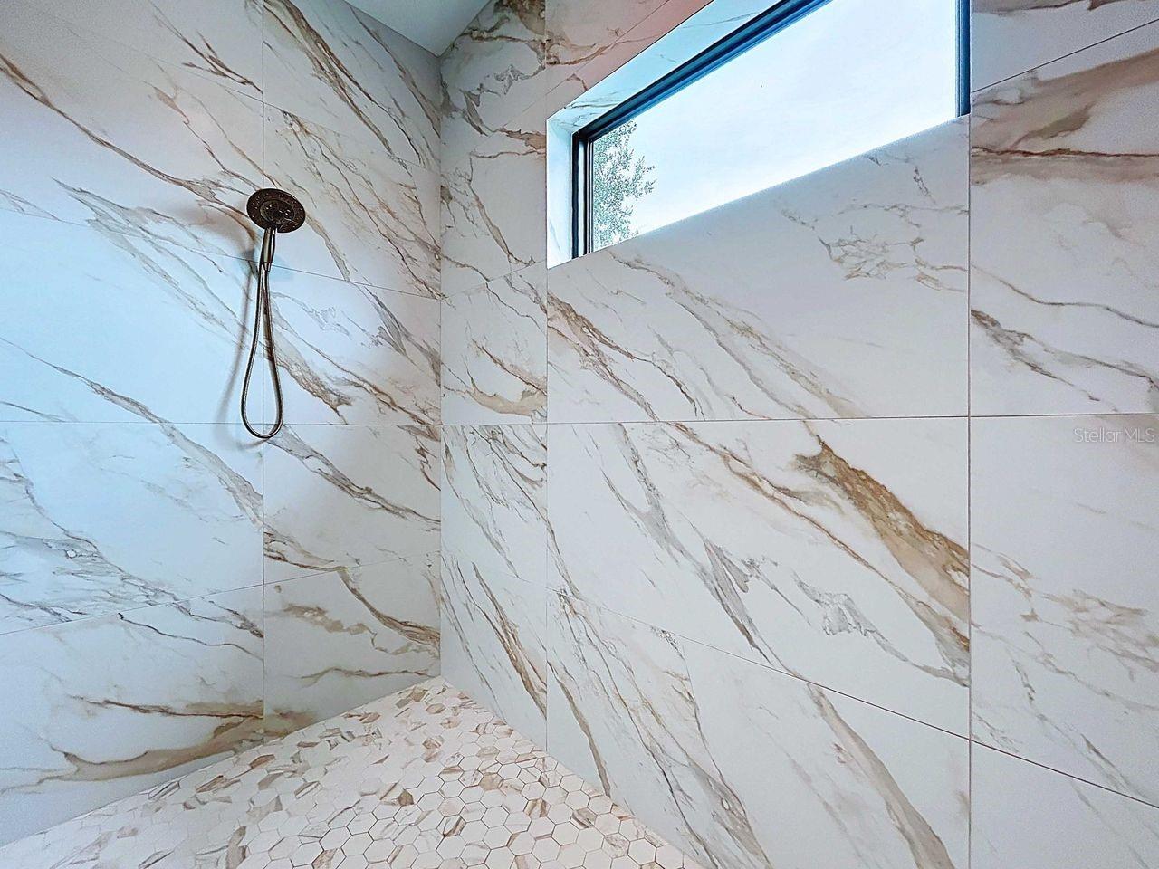 SUNSET PARK - Residential