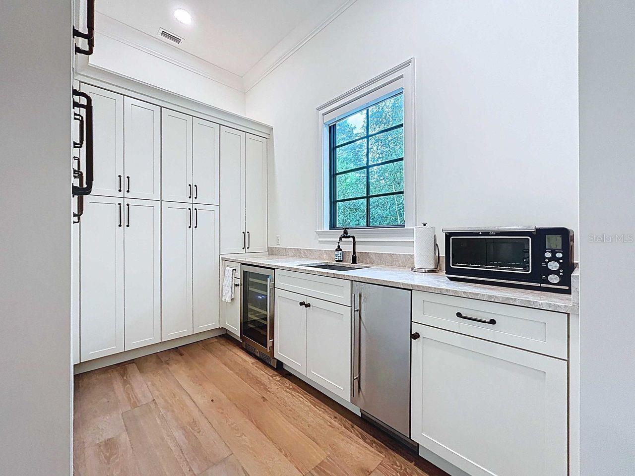 SUNSET PARK - Residential