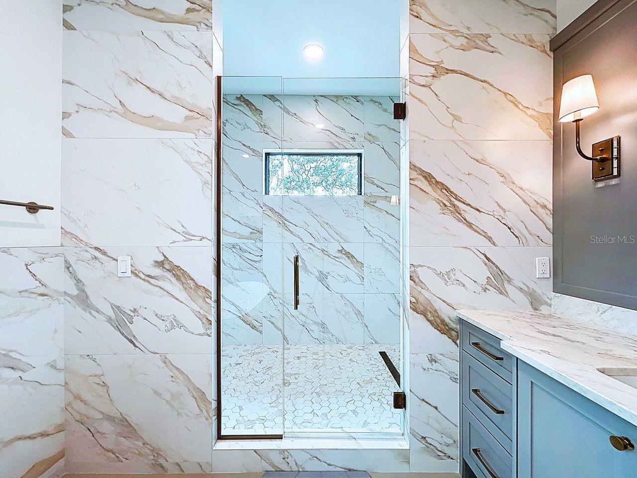 SUNSET PARK - Residential