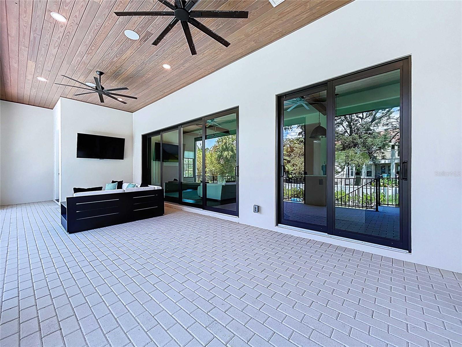 SUNSET PARK - Residential