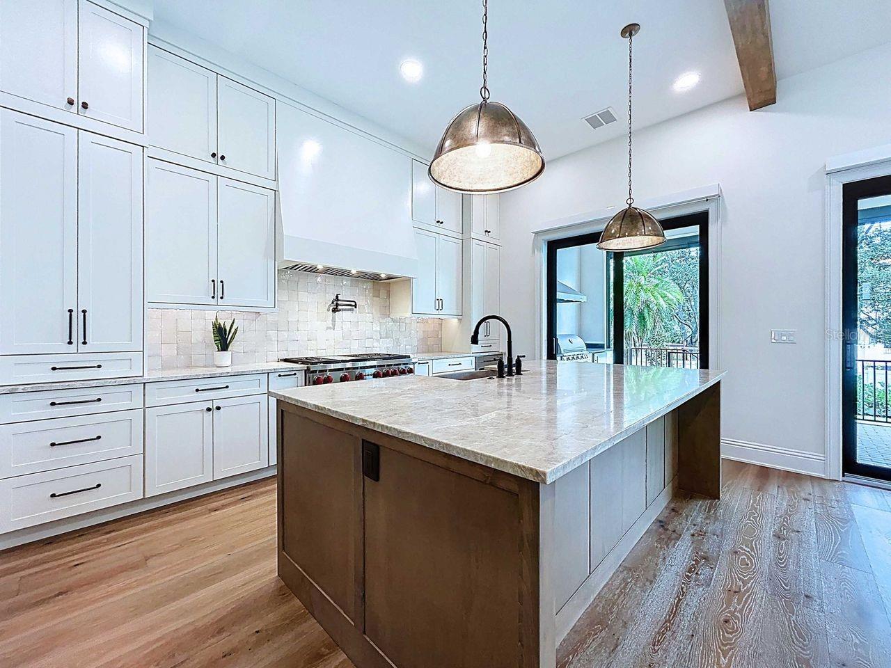 SUNSET PARK - Residential