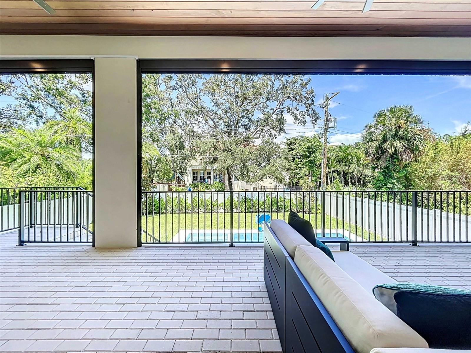 SUNSET PARK - Residential