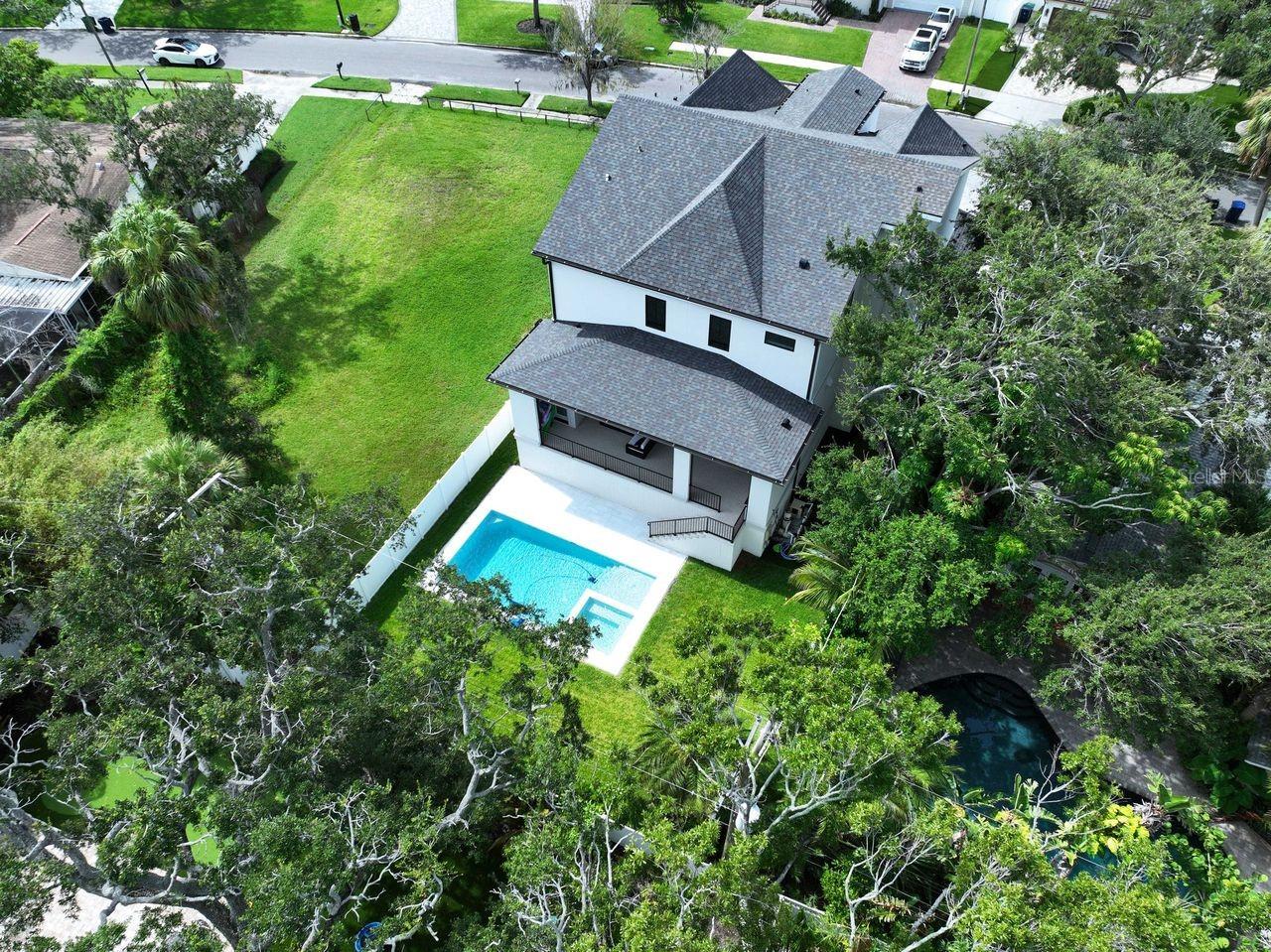 SUNSET PARK - Residential