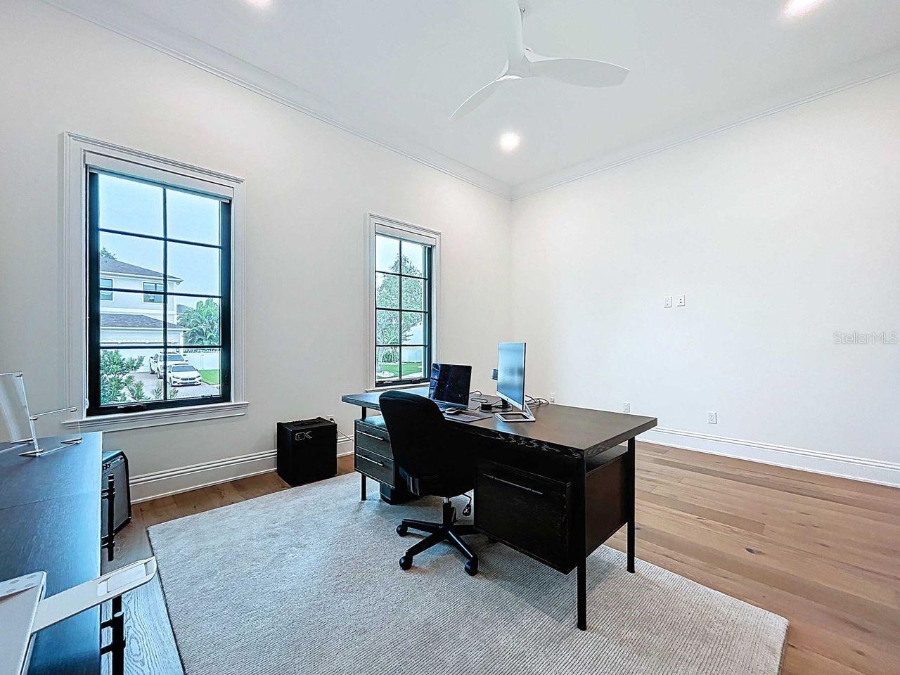 SUNSET PARK - Residential