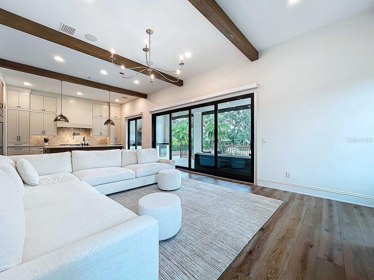 SUNSET PARK - Residential