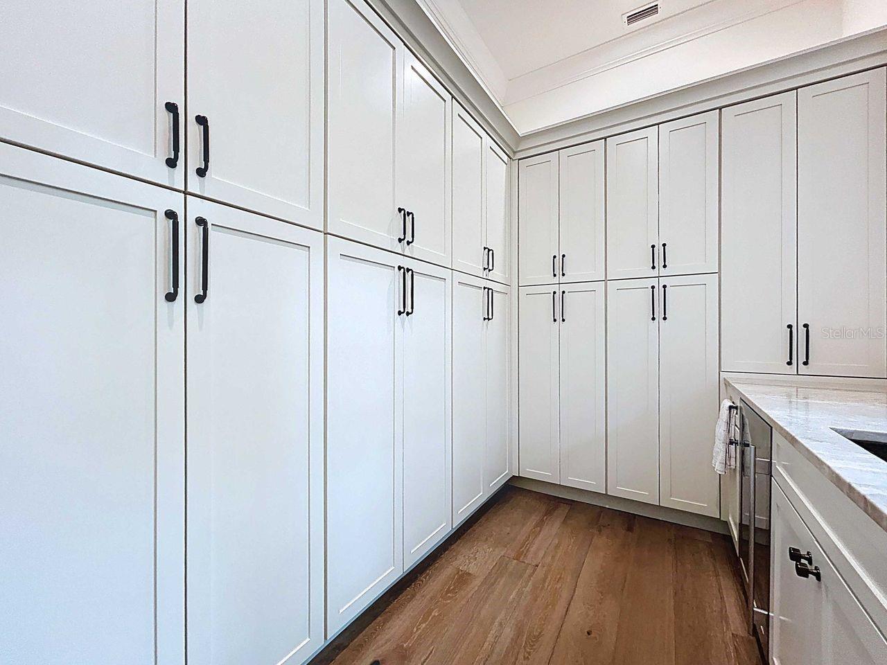 SUNSET PARK - Residential