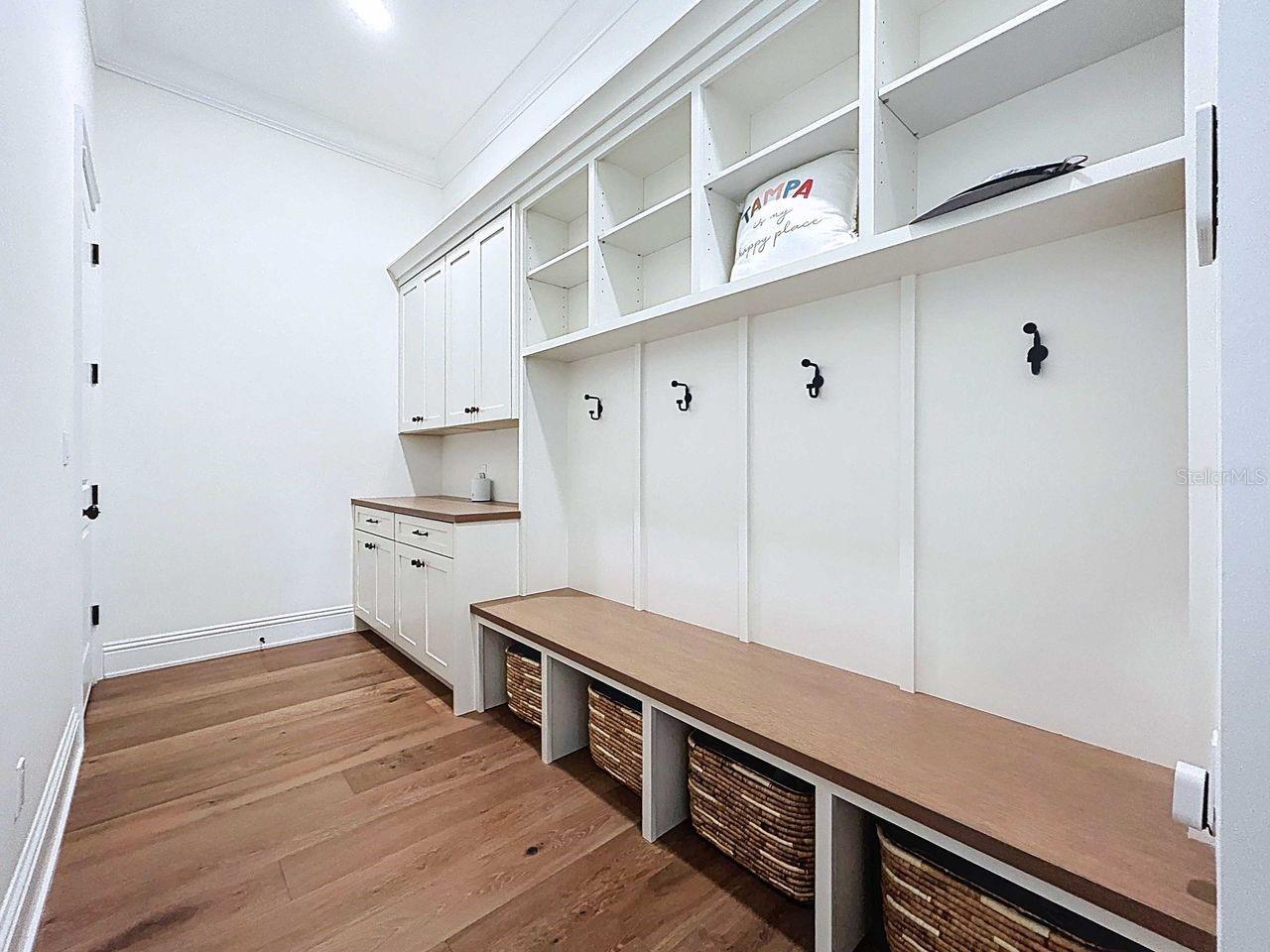 SUNSET PARK - Residential