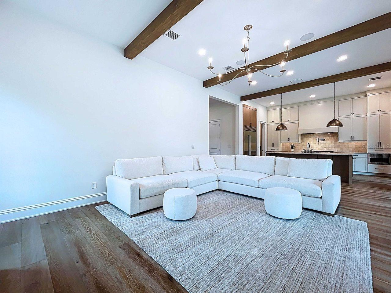 SUNSET PARK - Residential