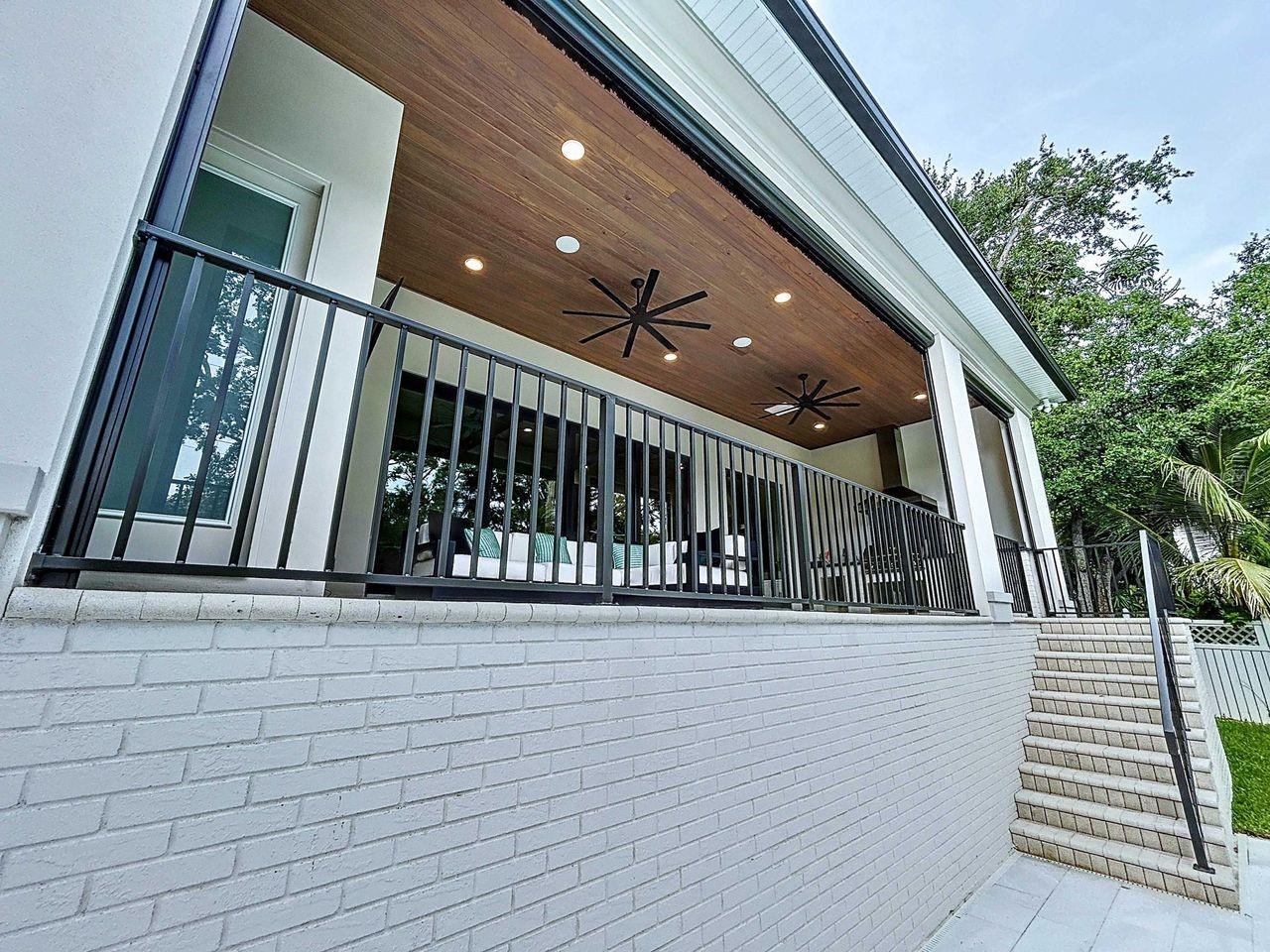 SUNSET PARK - Residential