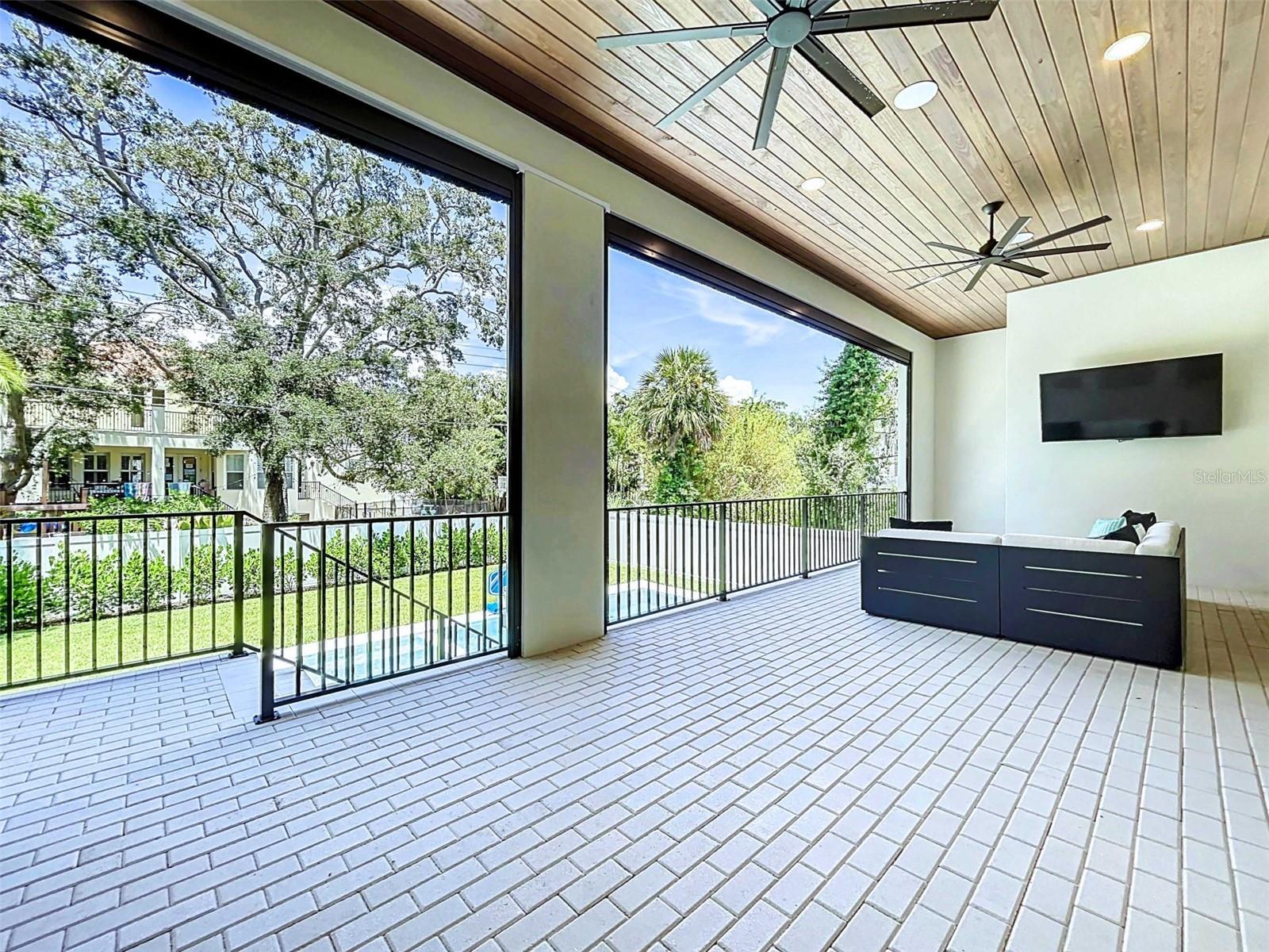 SUNSET PARK - Residential