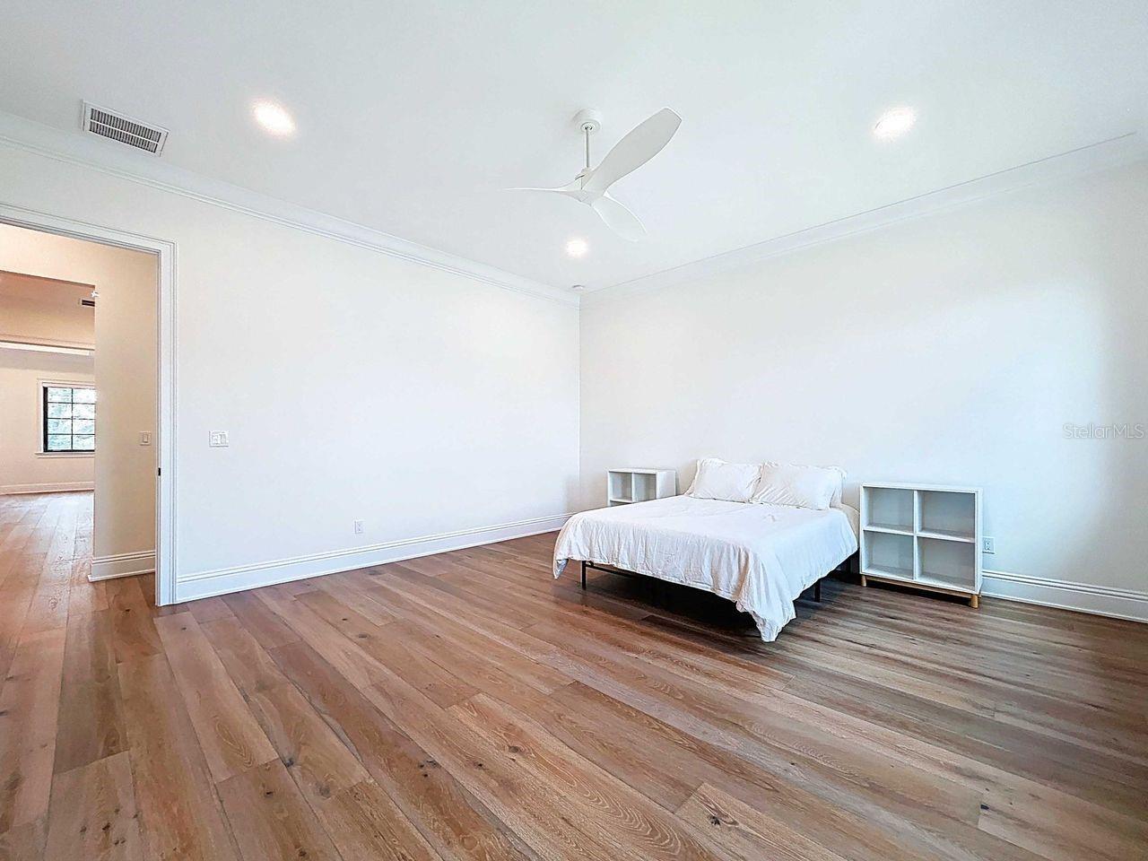 SUNSET PARK - Residential