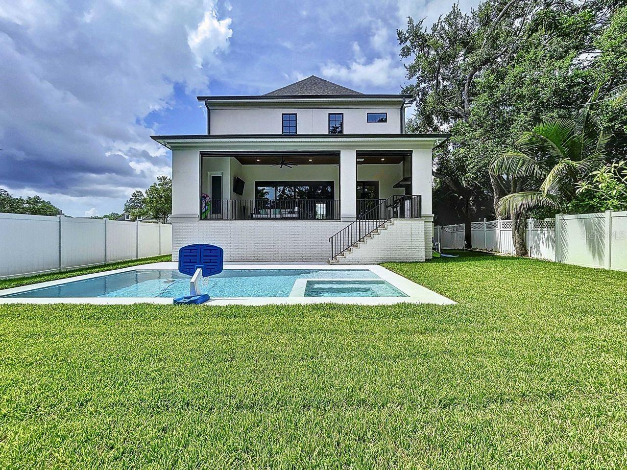 SUNSET PARK - Residential