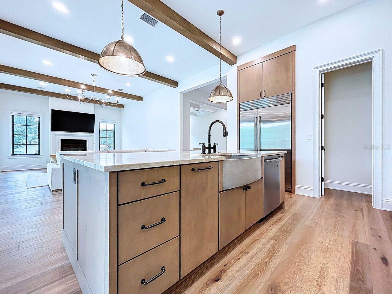 SUNSET PARK - Residential