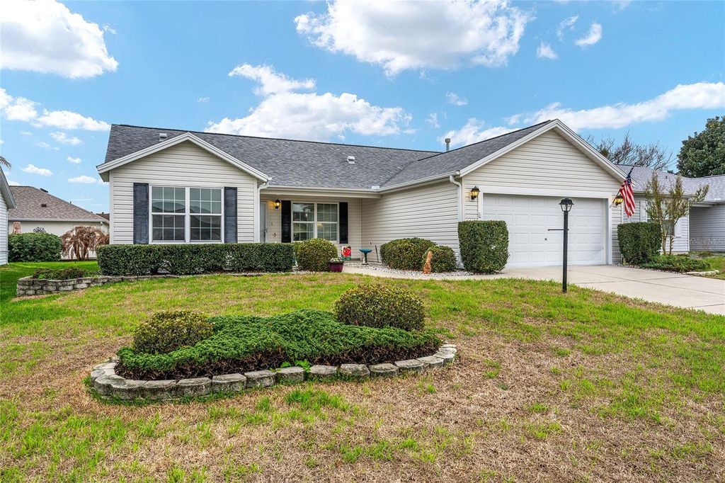 Photo of 17713 SE 89th Milford Avenue, The Villages, FL 32162 (MLS # G5109223)