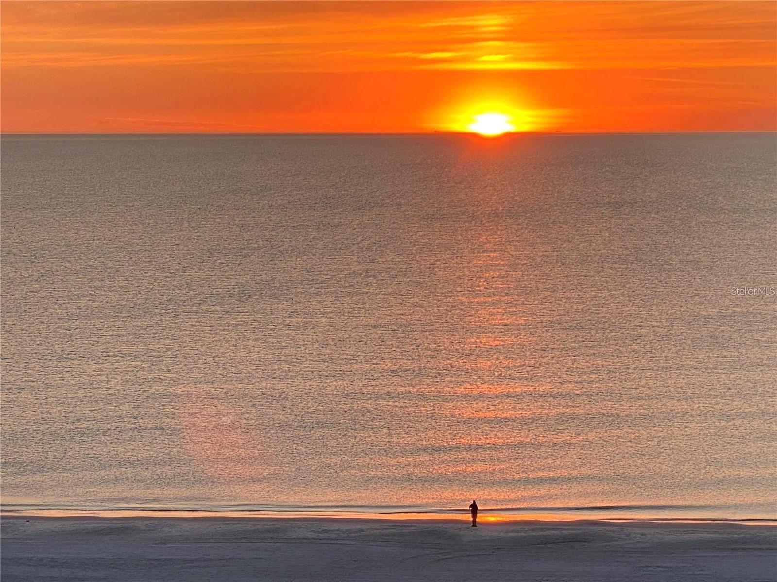 4950 GULF BOULEVARD 404
