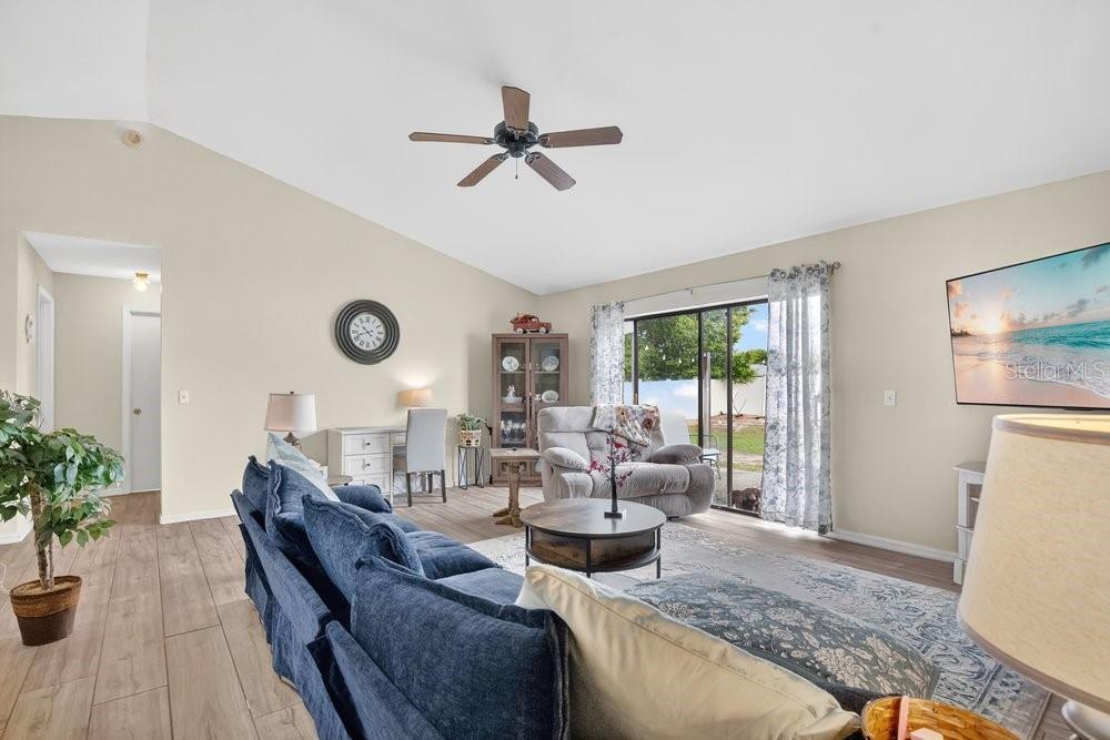 LOMA LINDA PH 02 - Residential