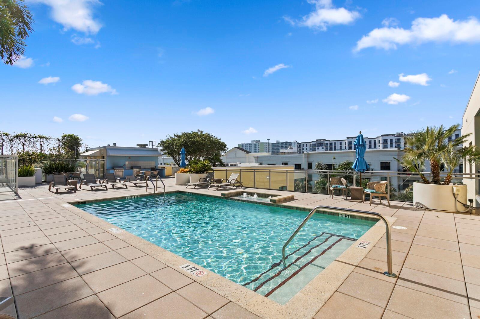 THE SAGE CONDO - Residential