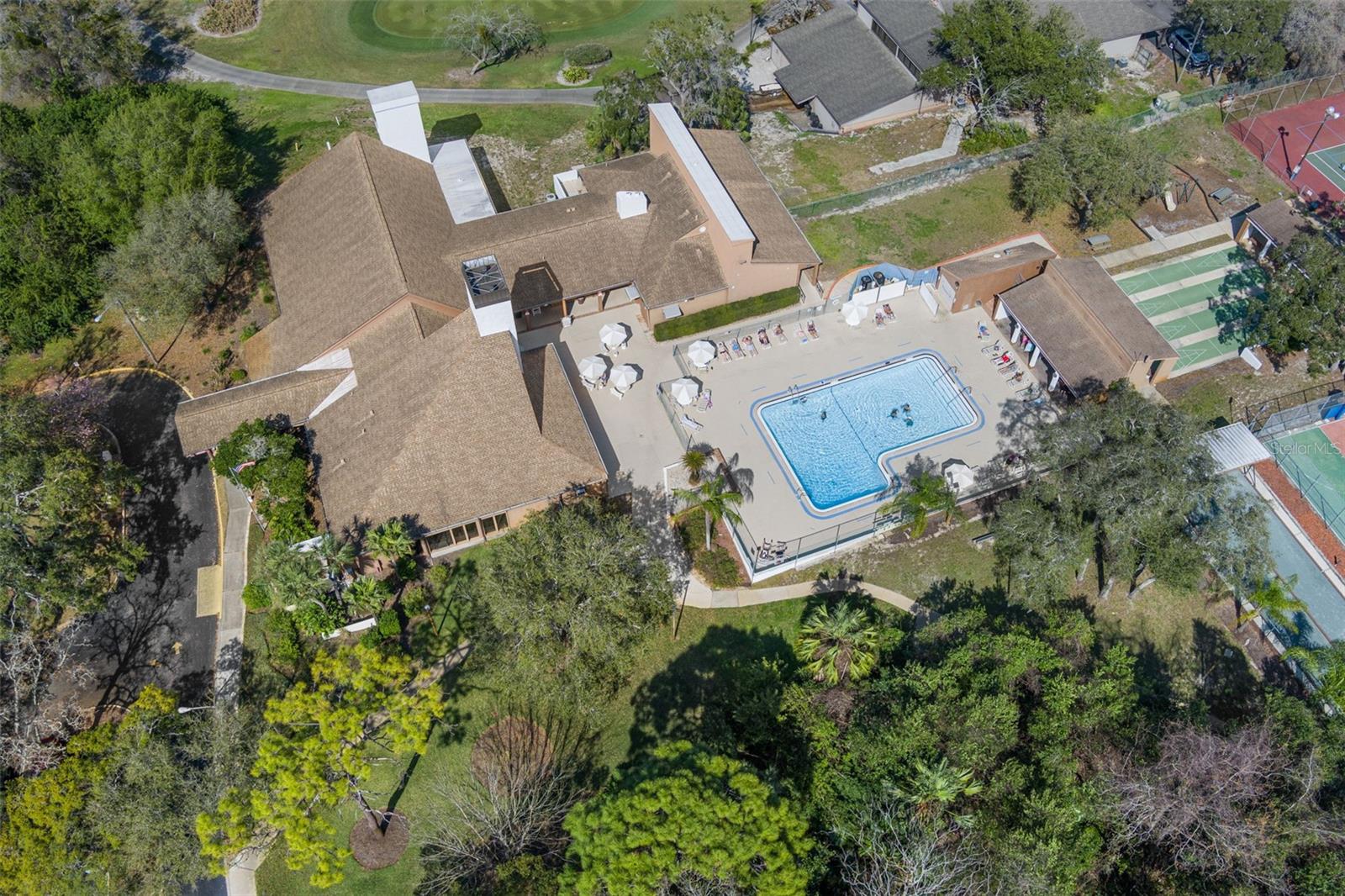 BEACON WOODS VILLAGE - Residential