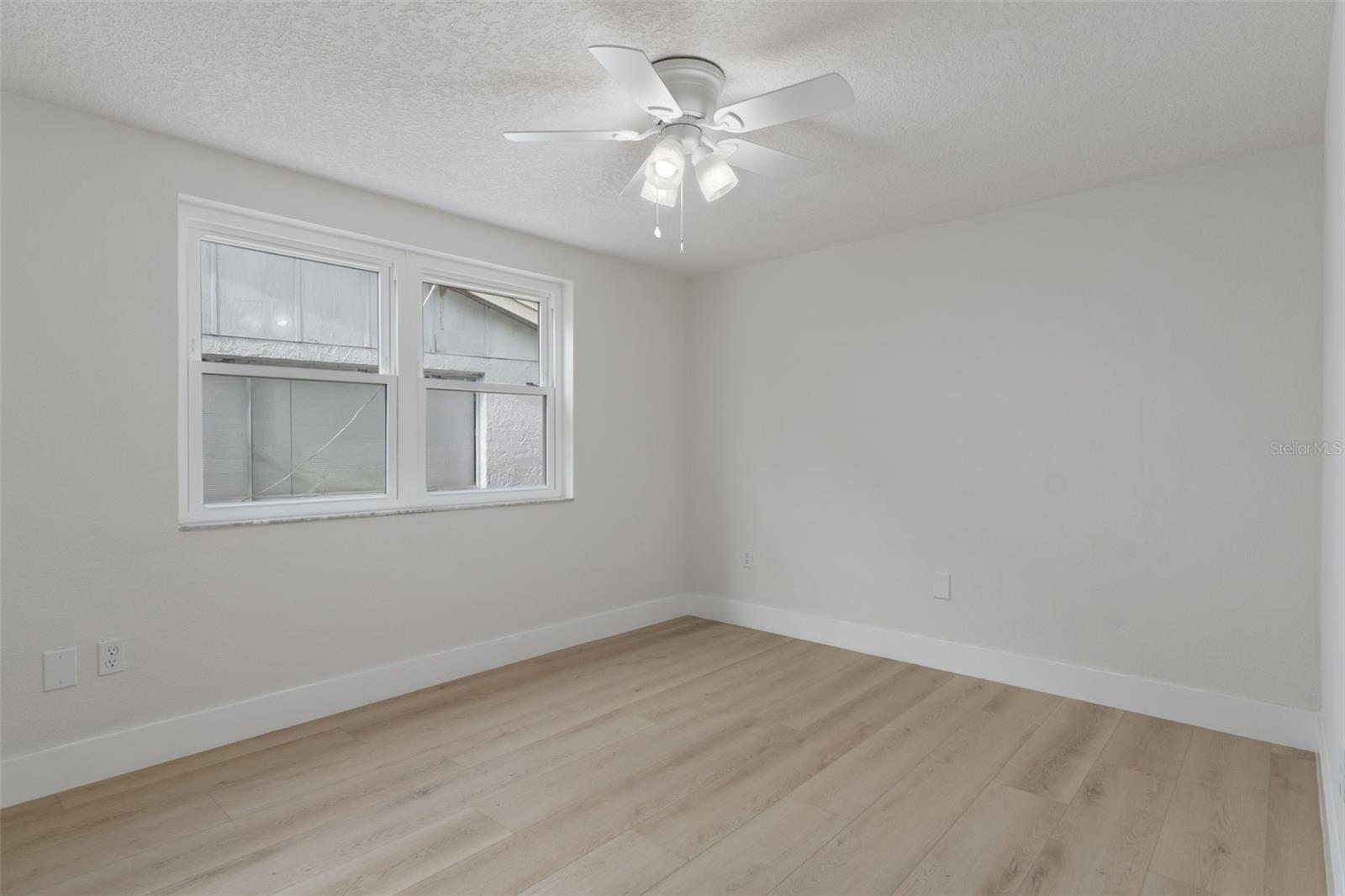 BEACON WOODS VILLAGE - Residential