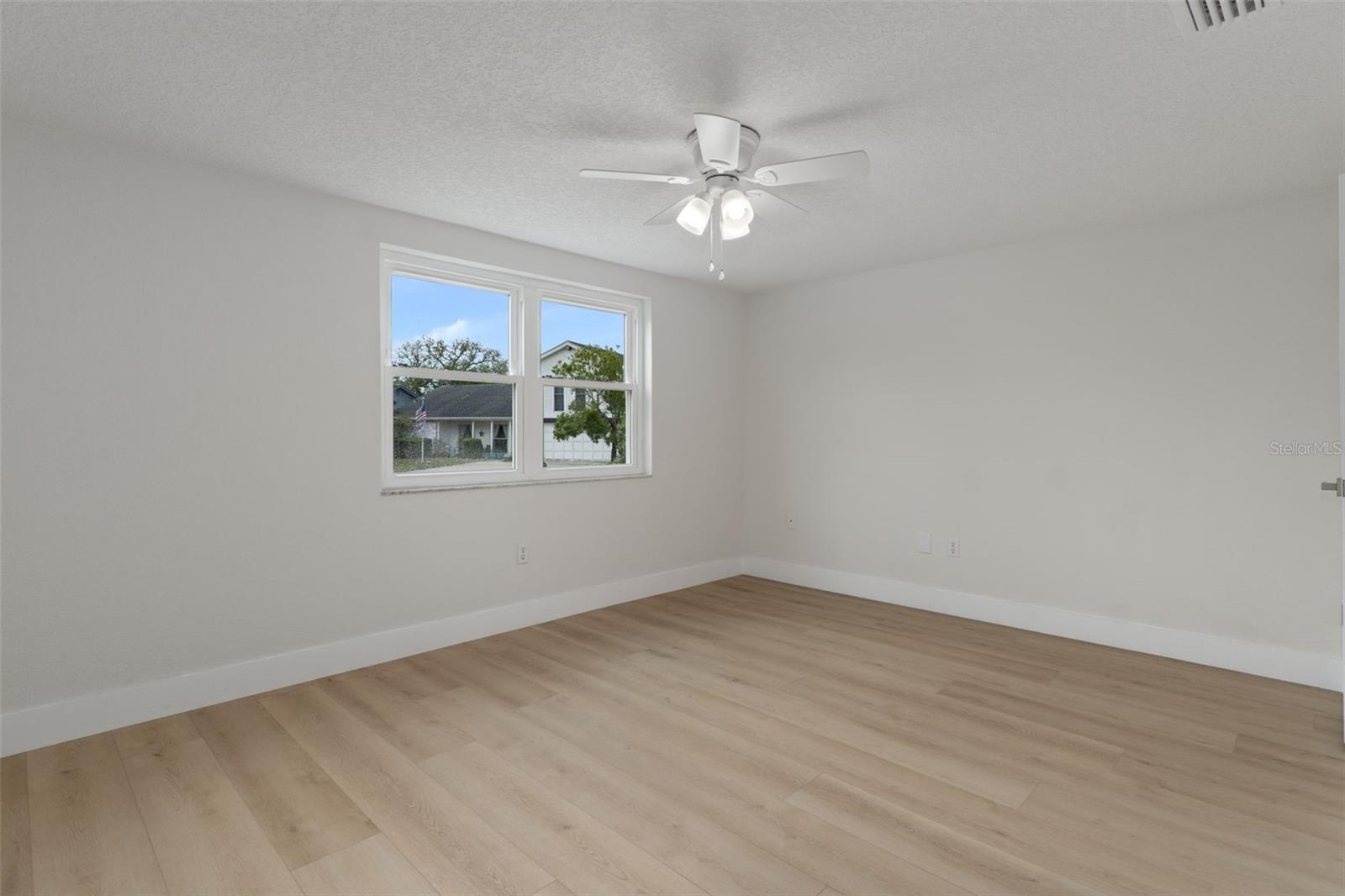 BEACON WOODS VILLAGE - Residential