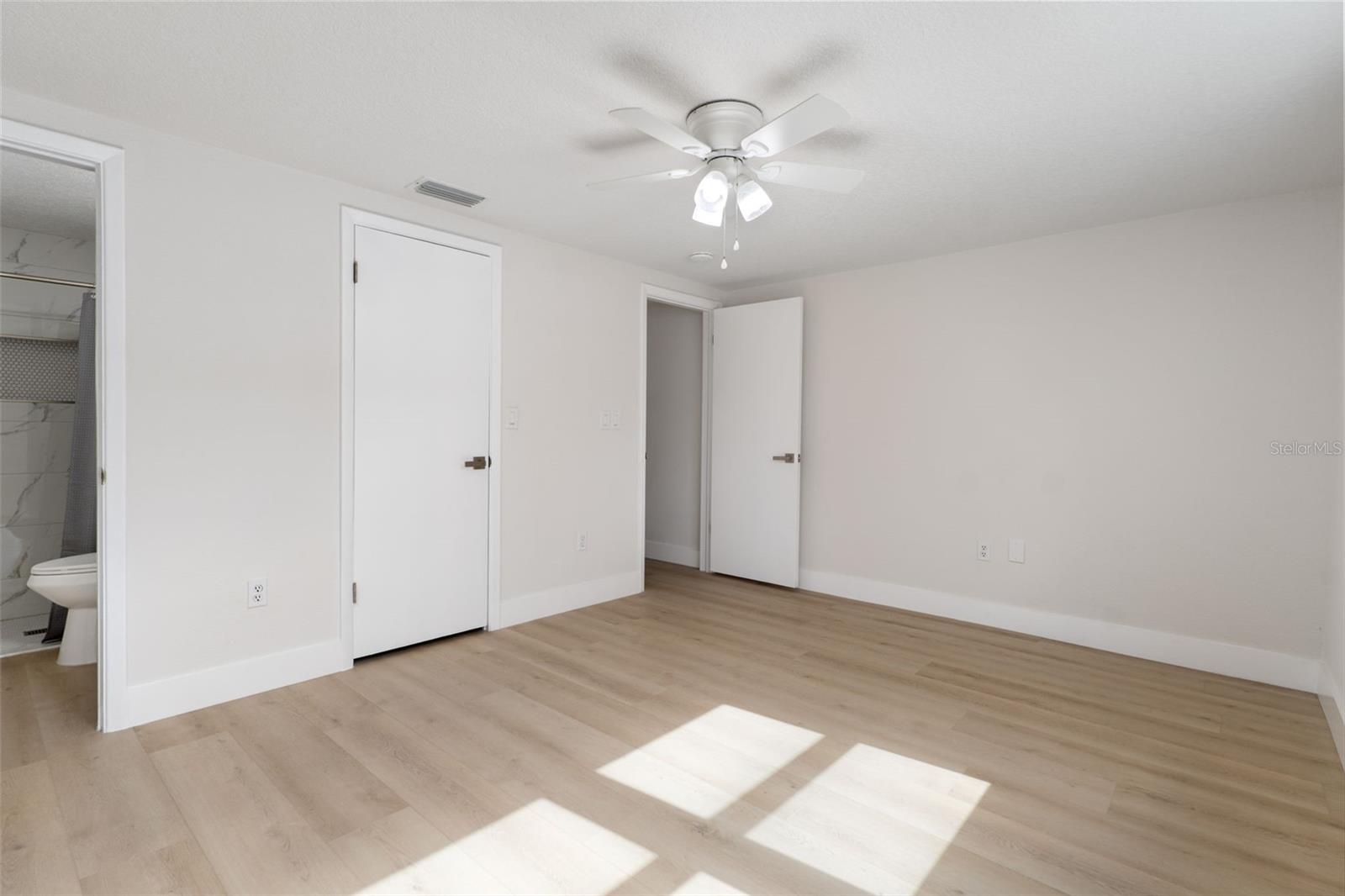 BEACON WOODS VILLAGE - Residential