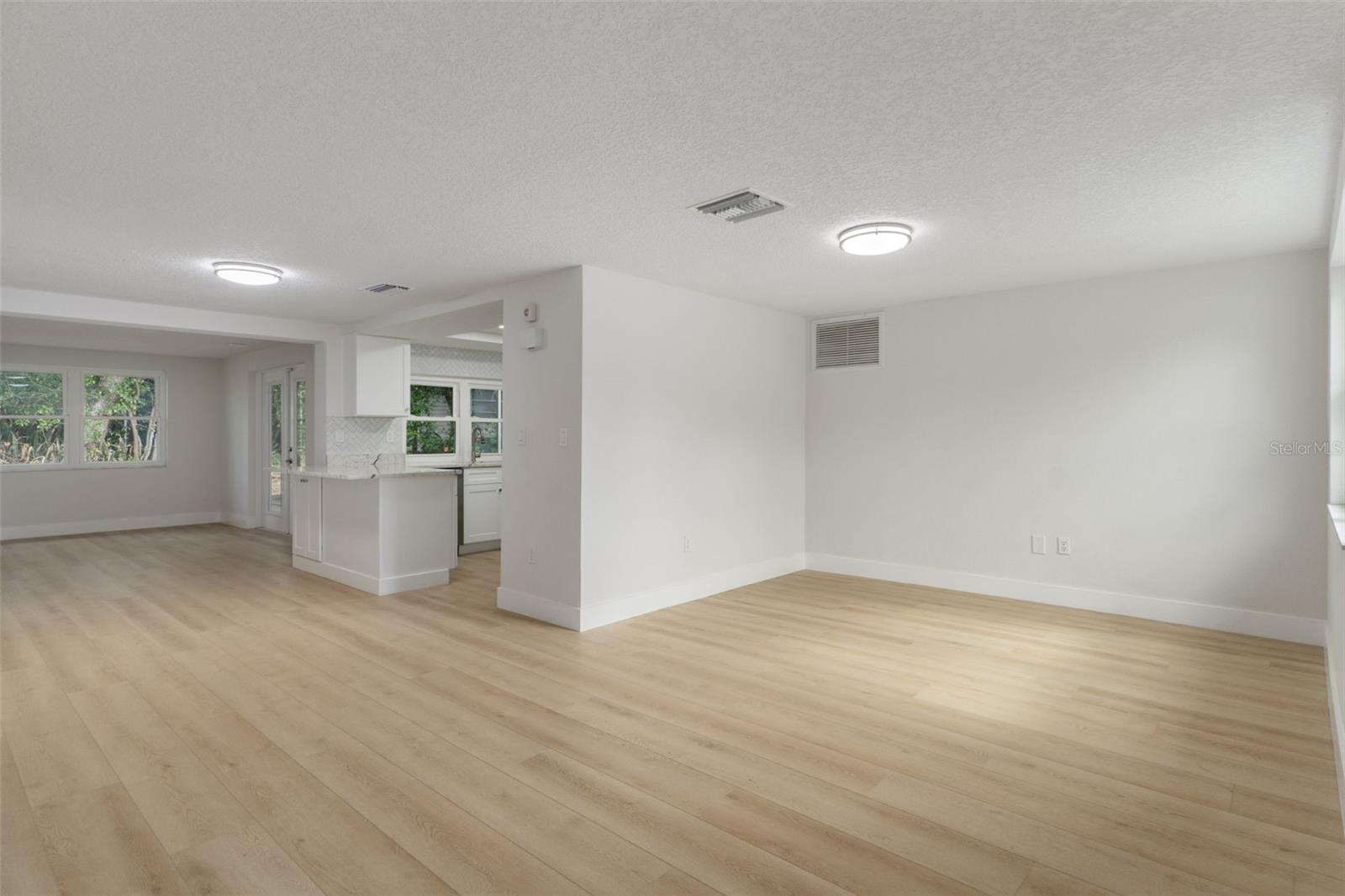 BEACON WOODS VILLAGE - Residential