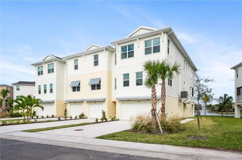 Photo of 9973 Key Haven Road, Seminole, FL 33777 (MLS # A4624991)