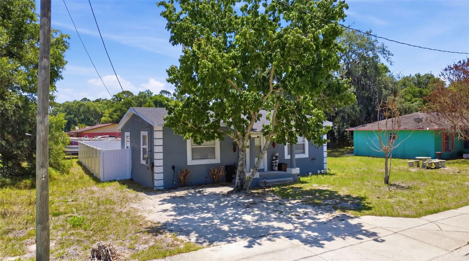 2559 HARRY T MOORE AVENUE