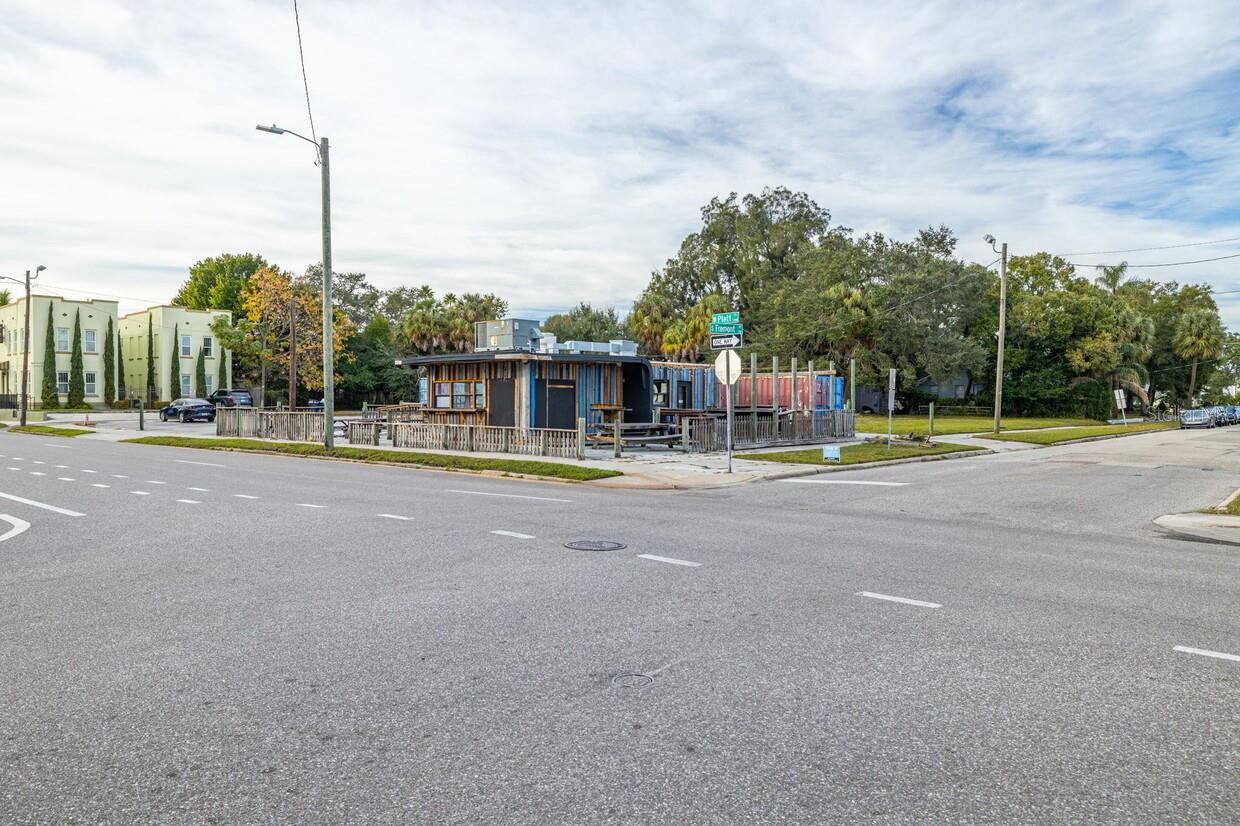 **Prime Real Estate Portfolio**
Three contiguous properties at 1901 W Platt St, 211 S Fremont, and 213 S Fremont are packaged together and offer a combined total of 26,780 square feet, presenting a fantastic development opportunity.