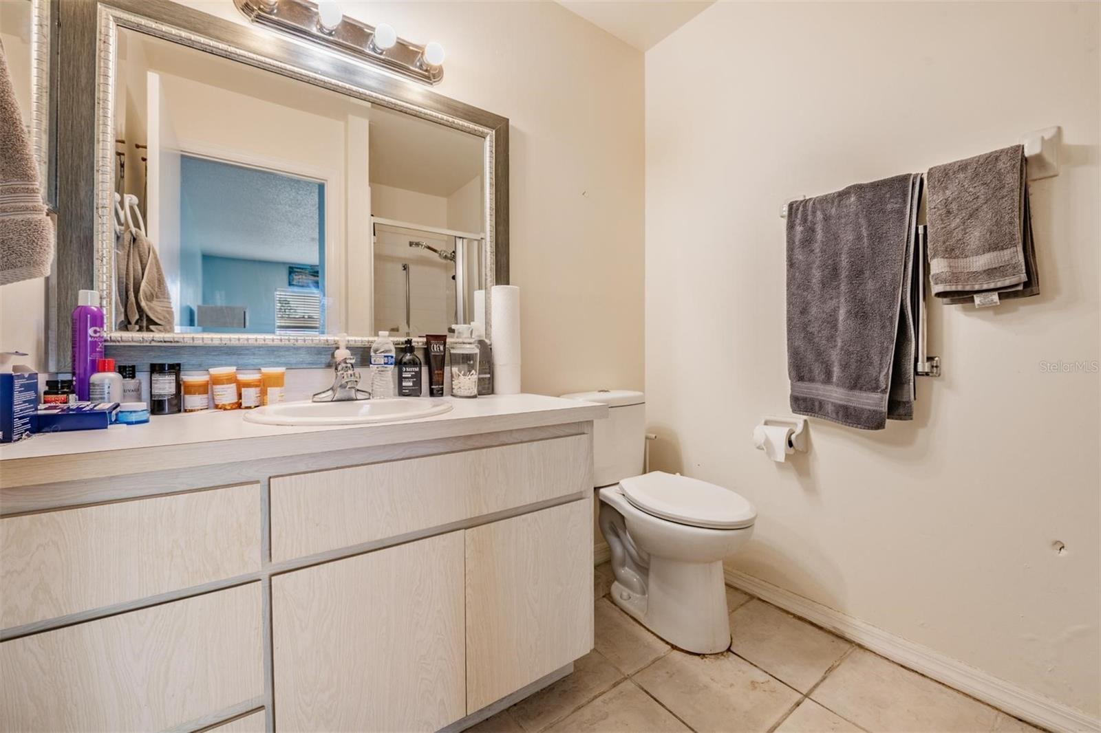 CAMBRIDGE E CONDO REV - Residential