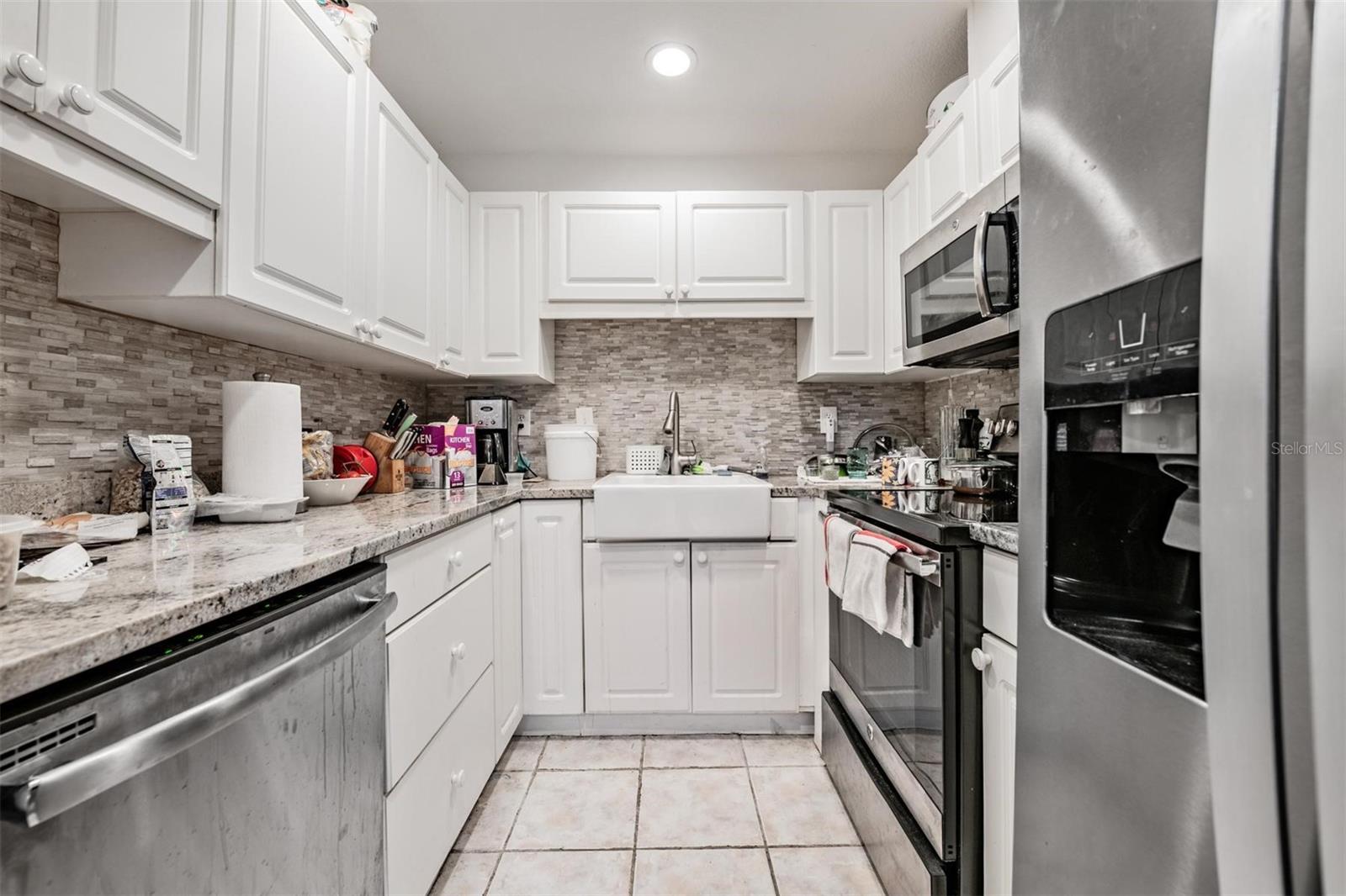 CAMBRIDGE E CONDO REV - Residential