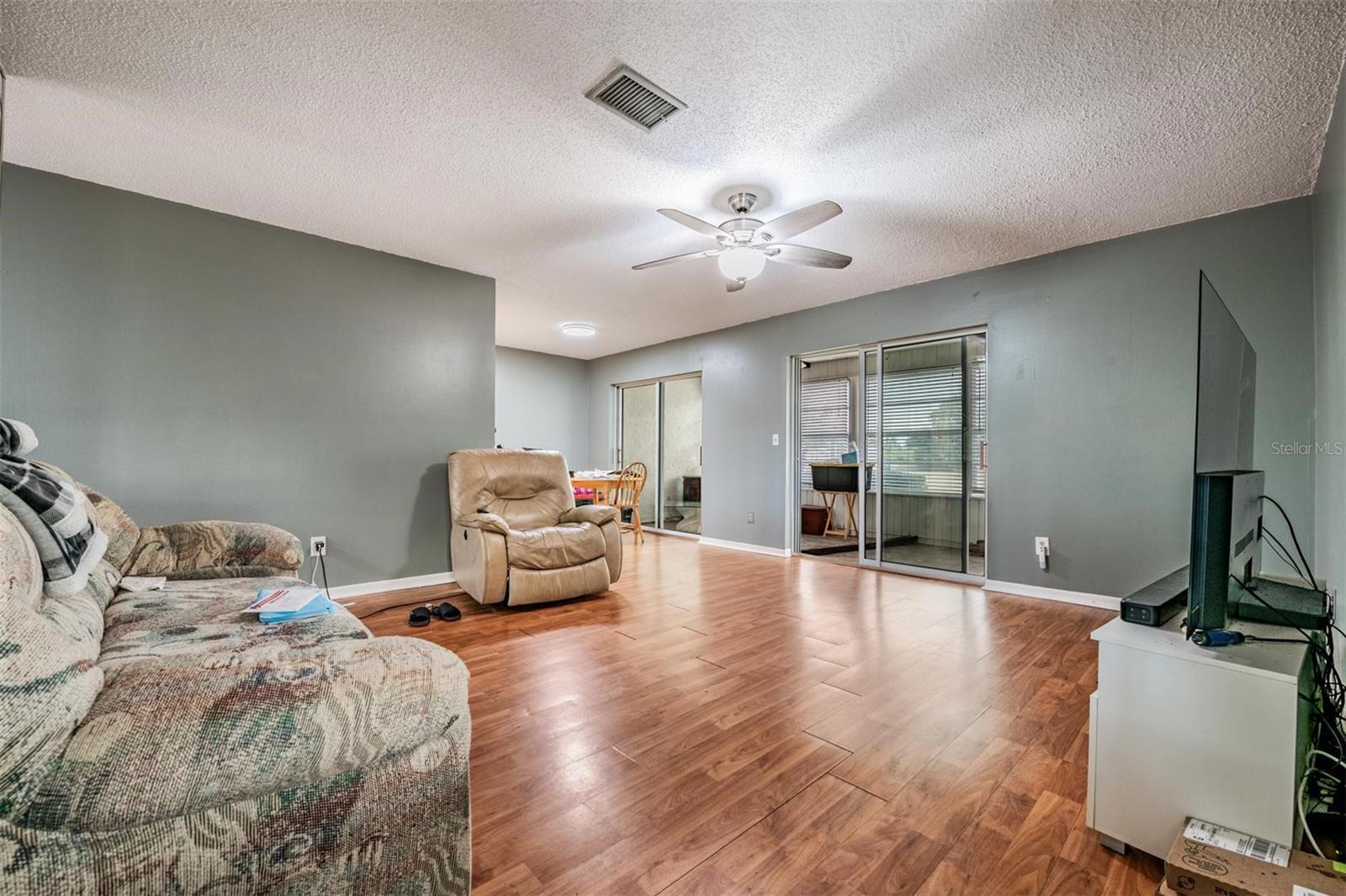 CAMBRIDGE E CONDO REV - Residential