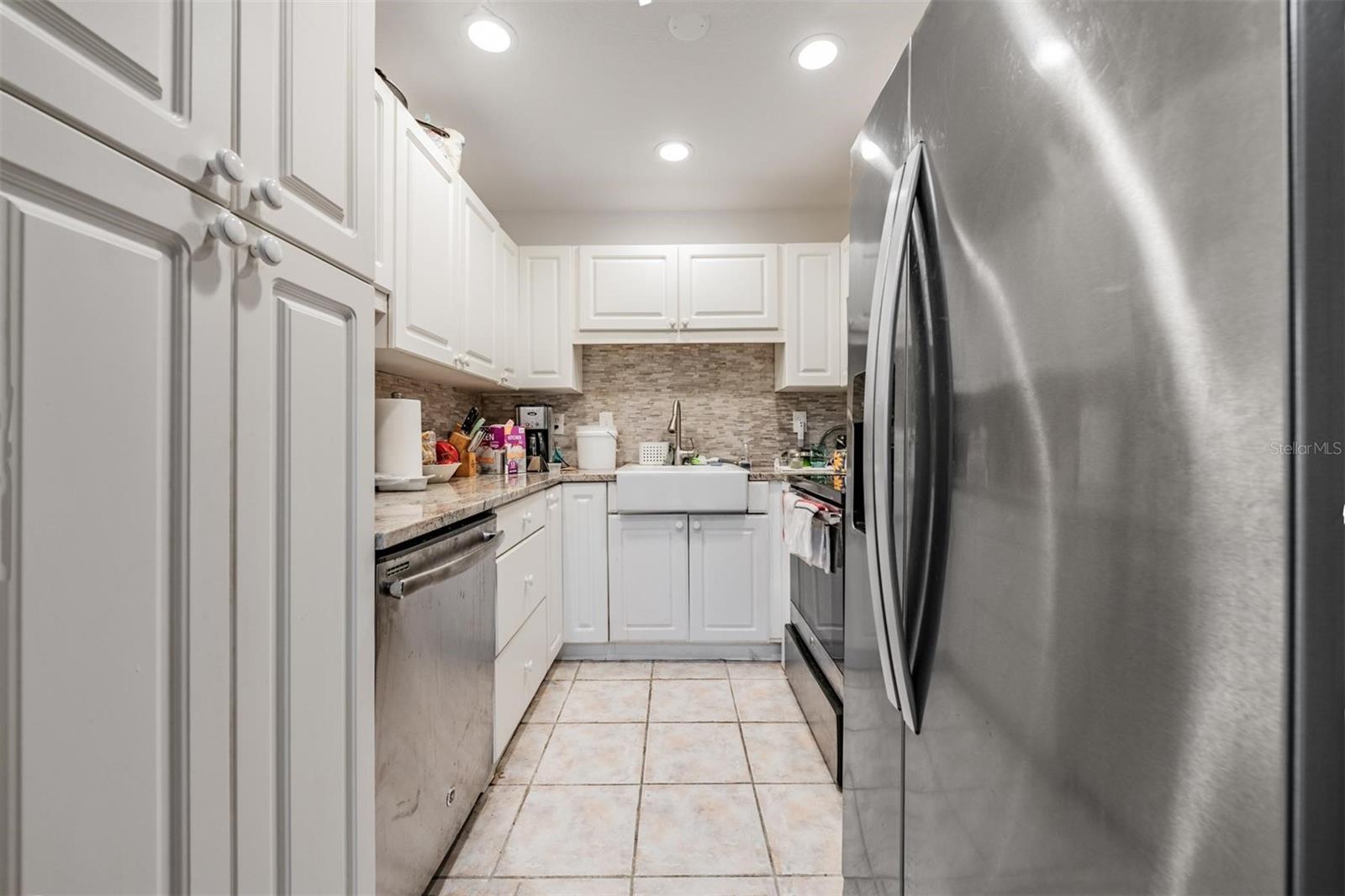 CAMBRIDGE E CONDO REV - Residential