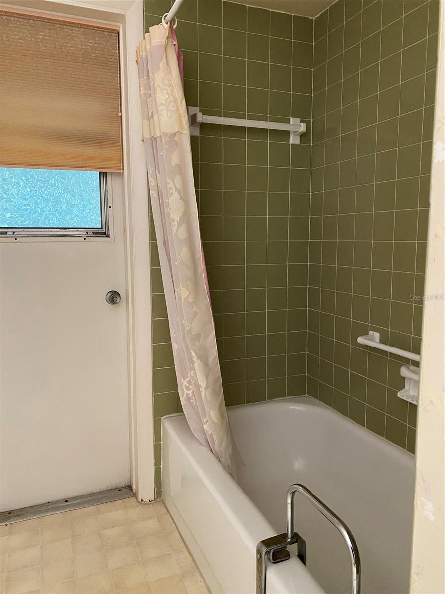 WOODCREST UNIT 01 - Residential