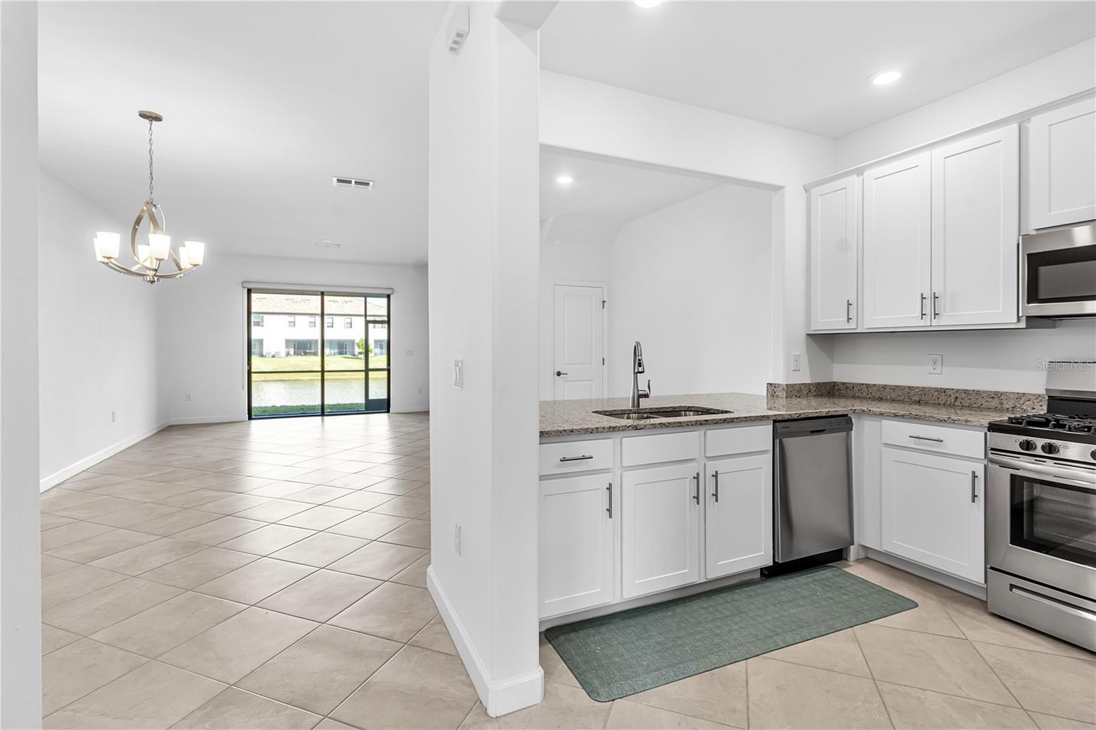 LORRAINE LAKES PH IIA - Residential Lease