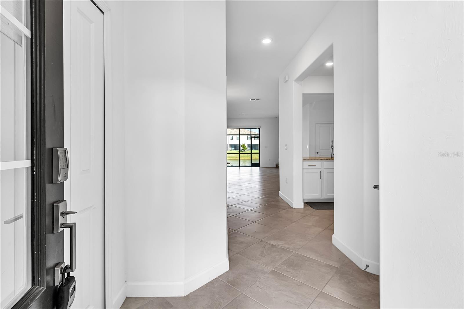 LORRAINE LAKES PH IIA - Residential Lease