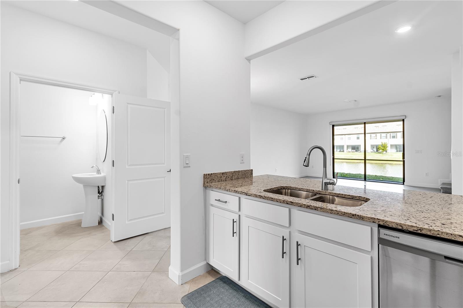 LORRAINE LAKES PH IIA - Residential Lease