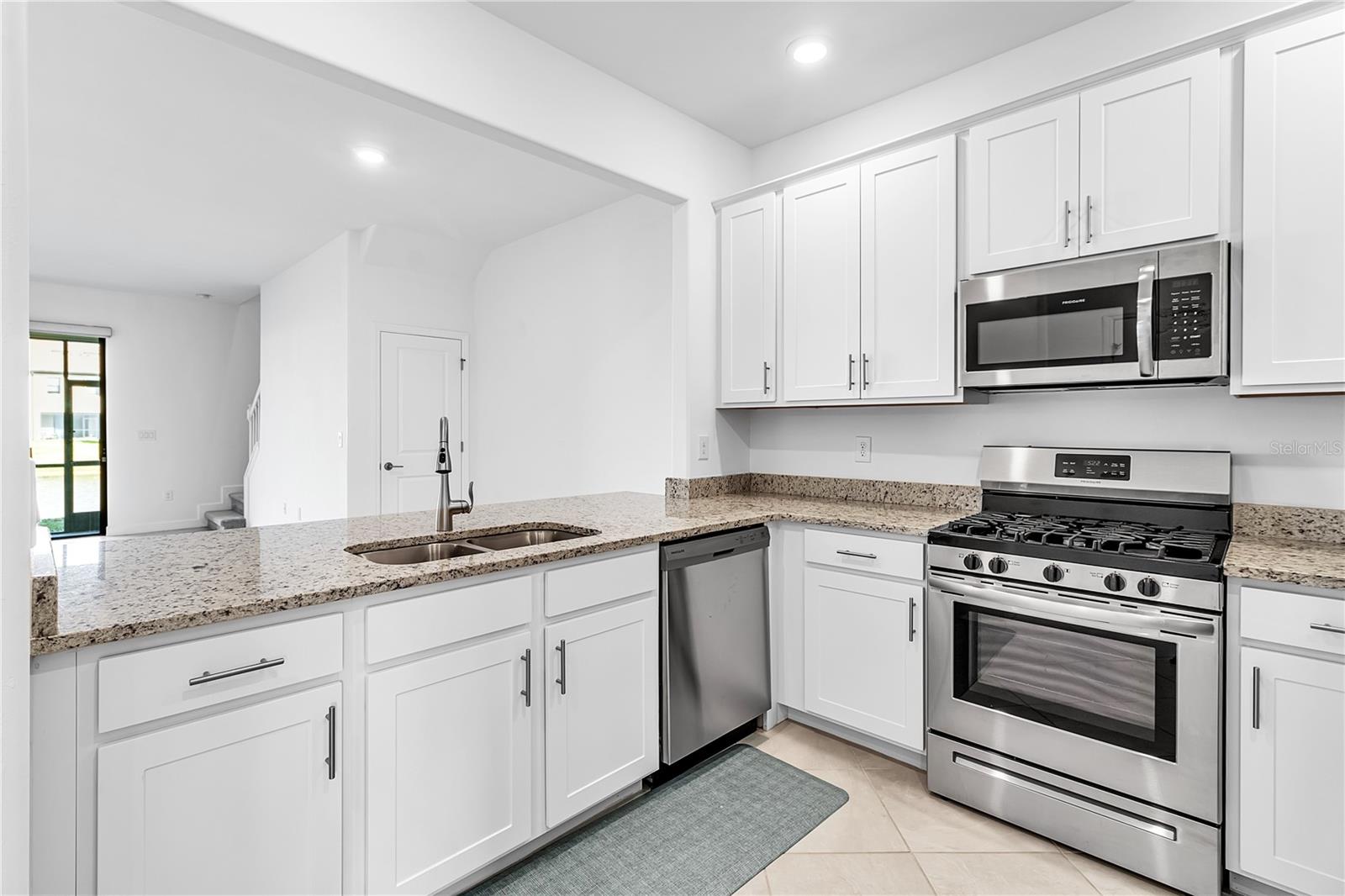 LORRAINE LAKES PH IIA - Residential Lease