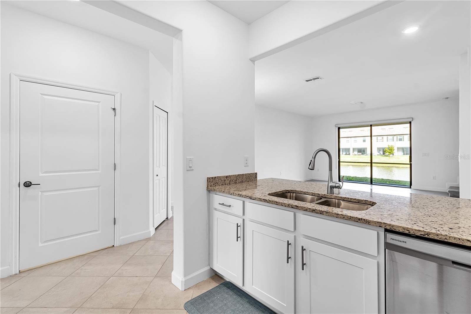 LORRAINE LAKES PH IIA - Residential Lease