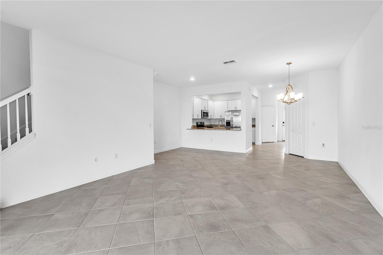 LORRAINE LAKES PH IIA - Residential Lease