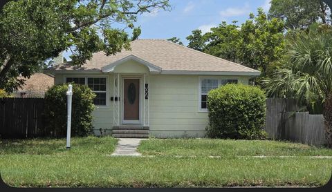 2585 9TH AVENUE N ST PETERSBURG FL 33713