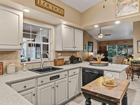 Tiny photo for 9856 Fairway Circle, Leesburg, FL 34788 (MLS # G5103603)