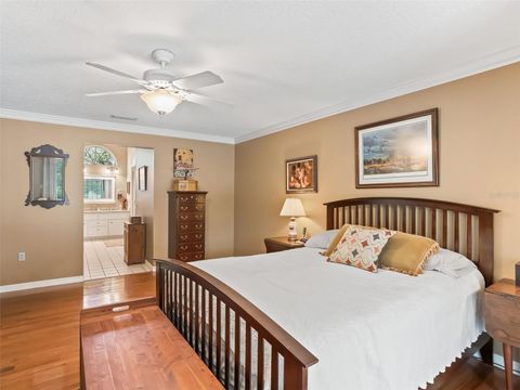 Tiny photo for 9856 Fairway Circle, Leesburg, FL 34788 (MLS # G5103603)