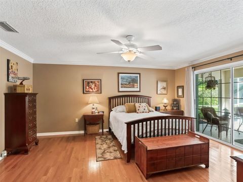 Tiny photo for 9856 Fairway Circle, Leesburg, FL 34788 (MLS # G5103603)