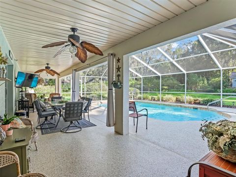 Tiny photo for 9856 Fairway Circle, Leesburg, FL 34788 (MLS # G5103603)